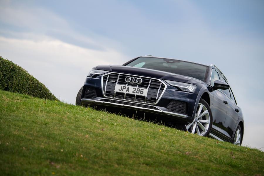  Audi A6 50 TDI Allroad Quattro 2019 года  (UK) (фото 9 из 40)